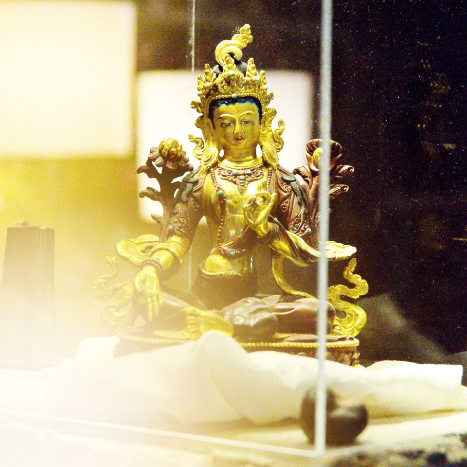 BIG MAMA Hotels buddhist figure