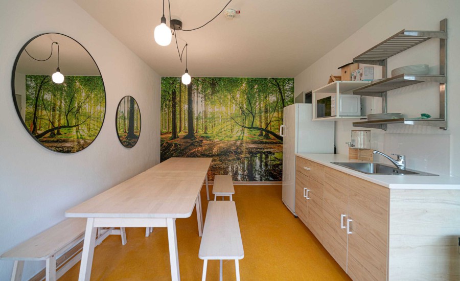 BIG MAMA Berlin - Hostel lounge | copyright by Ruben W. Meier