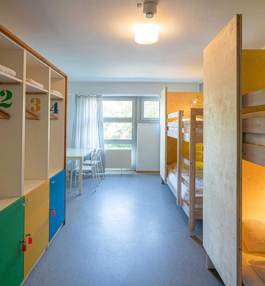 BIG MAMA Berlin Hostel