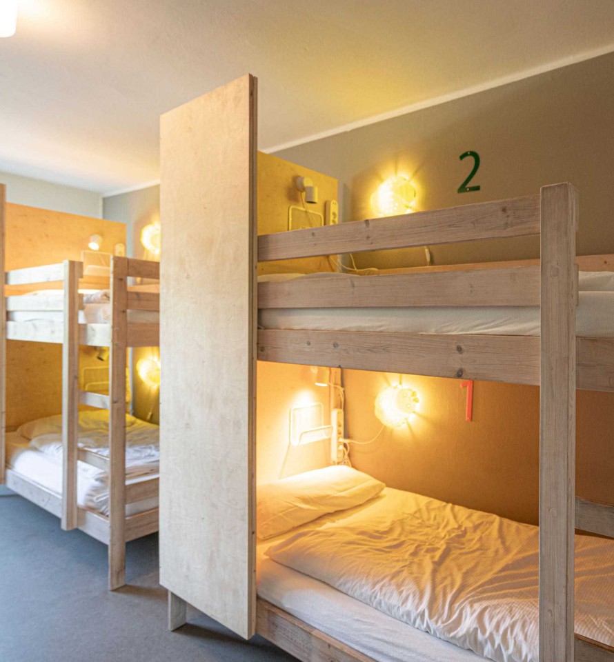 BIG MAMA Berlin Hostel