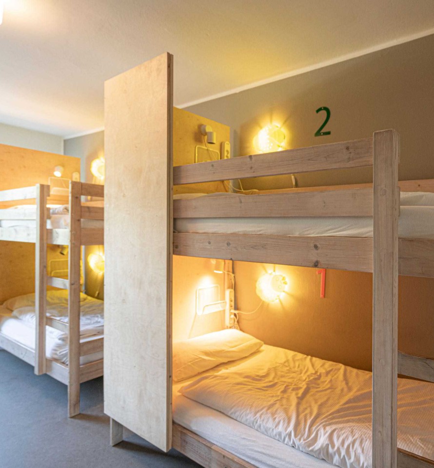 BIG MAMA Berlin Hostel